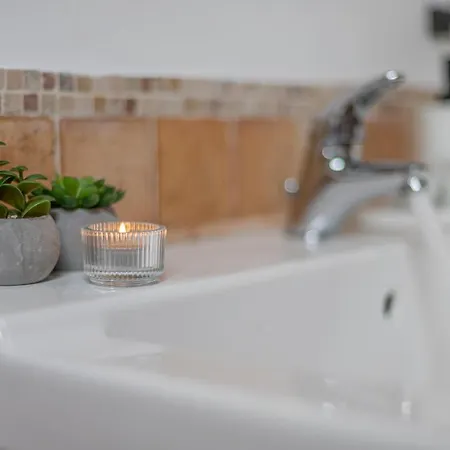 Villa Bbhome Domus Aquae Inside Of Appia Antica Park