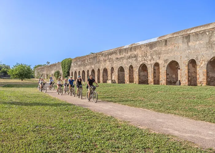 Vila Bbhome Domus Aquae Inside Of Appia Antica Park