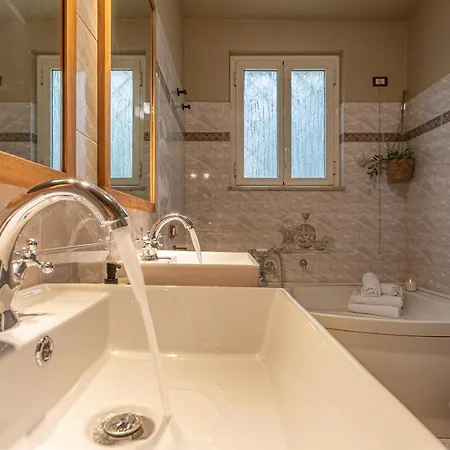 Bbhome Domus Aquae Inside Of Appia Antica Park * 罗马