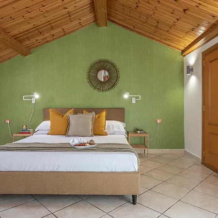 Bbhome Domus Aquae Inside Of Appia Antica Park * Roma